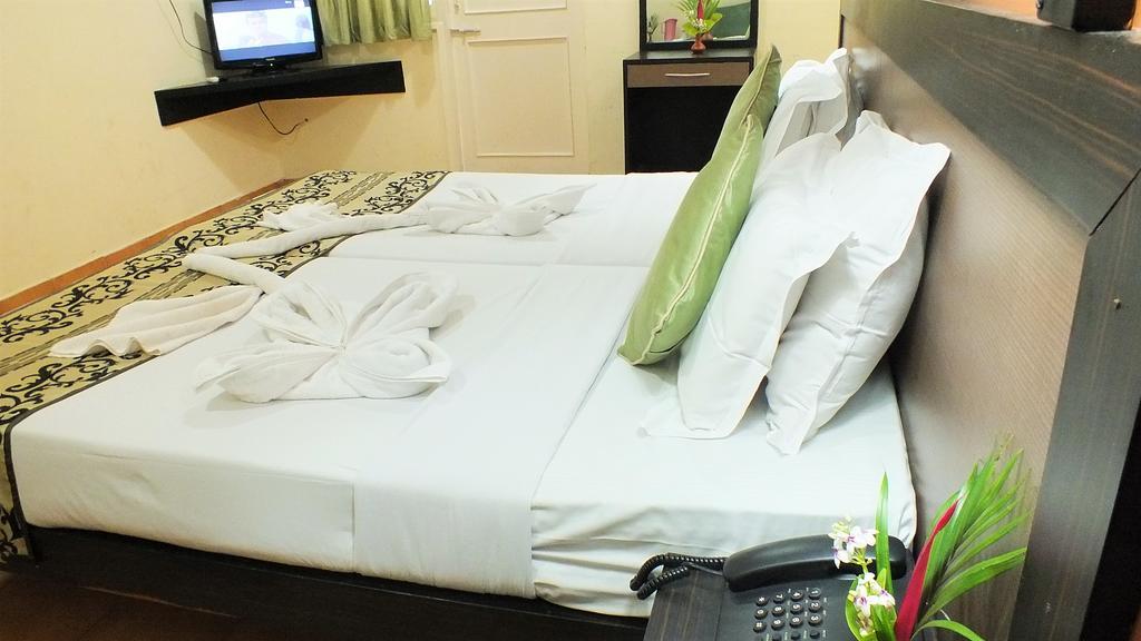 Alor Grande Holiday Resort Кандолим Экстерьер фото