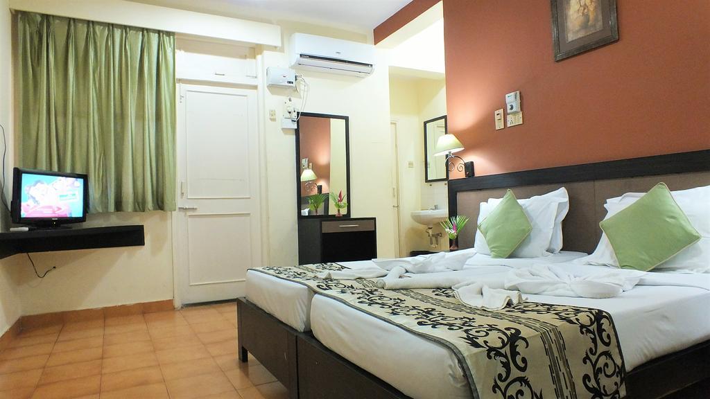 Alor Grande Holiday Resort Кандолим Экстерьер фото