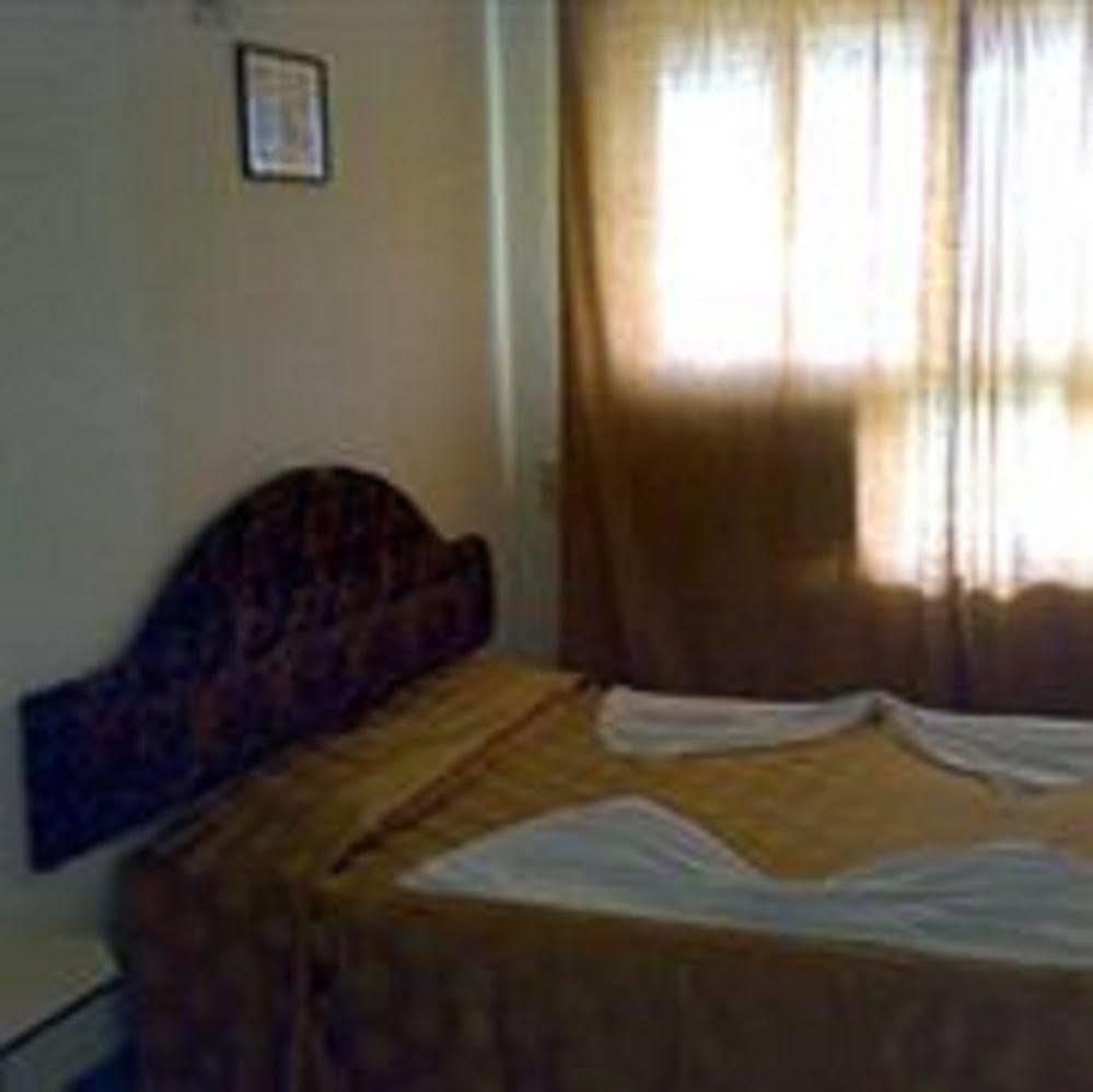 Alor Grande Holiday Resort Кандолим Экстерьер фото
